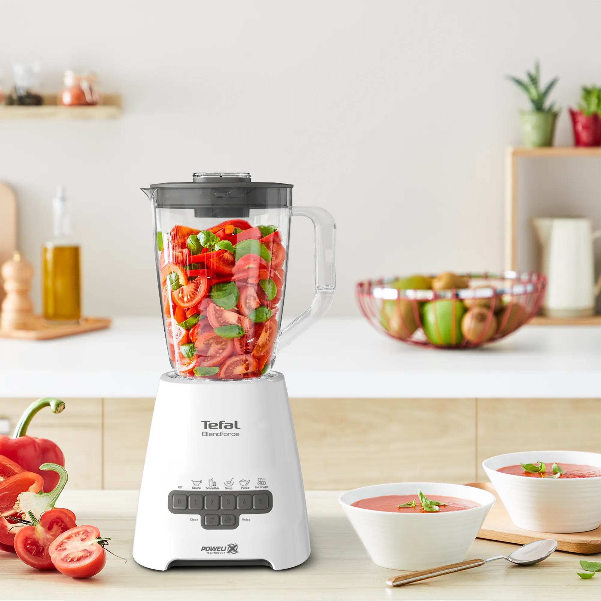 Tefal Blendforce 2 Piano Blender BL477 blending fruits and vegetables