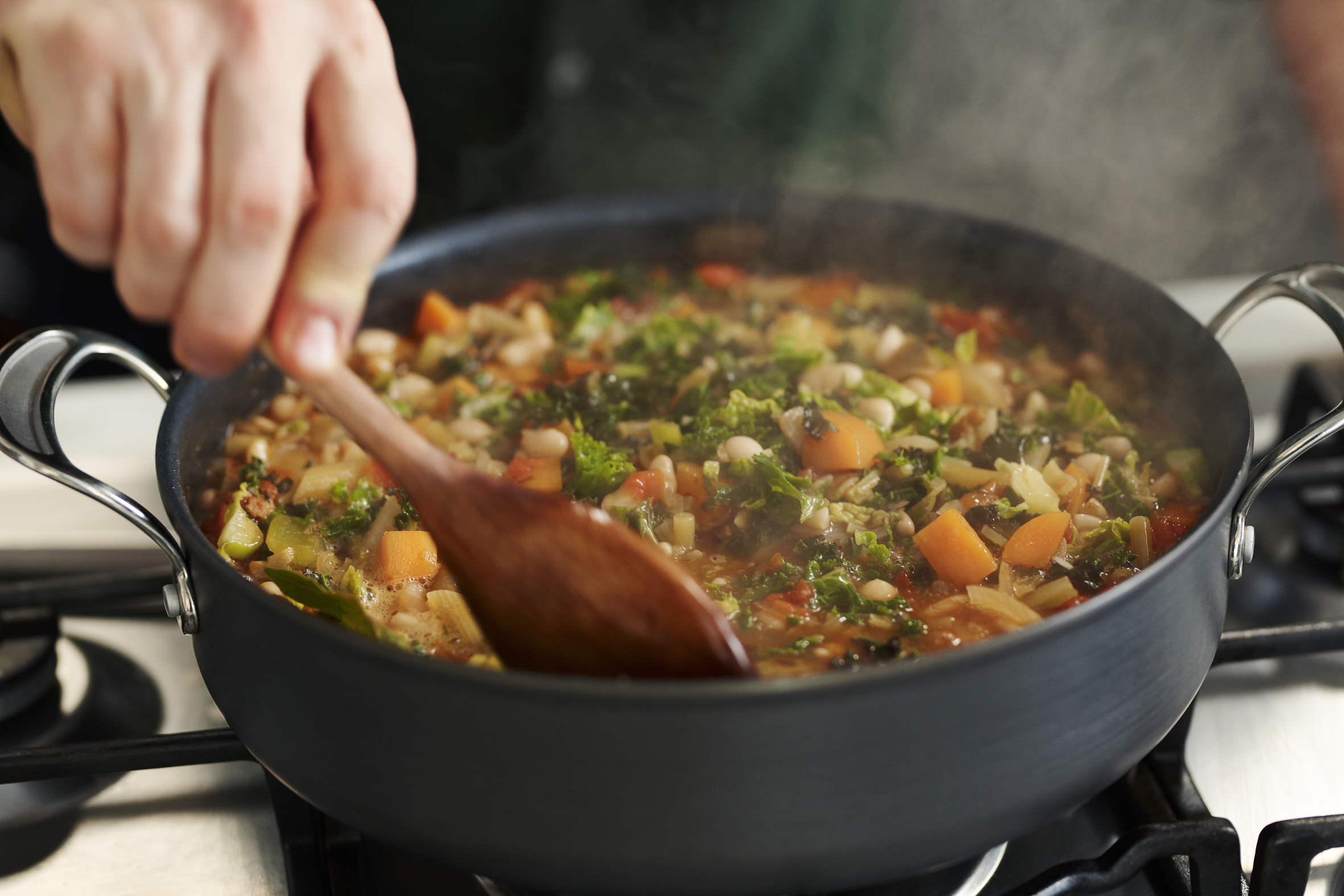 Jamie Oliver by Tefal Cooks Classic Induction Non-Stick Hard Anodised All-In-One Pan 30cm + Lid