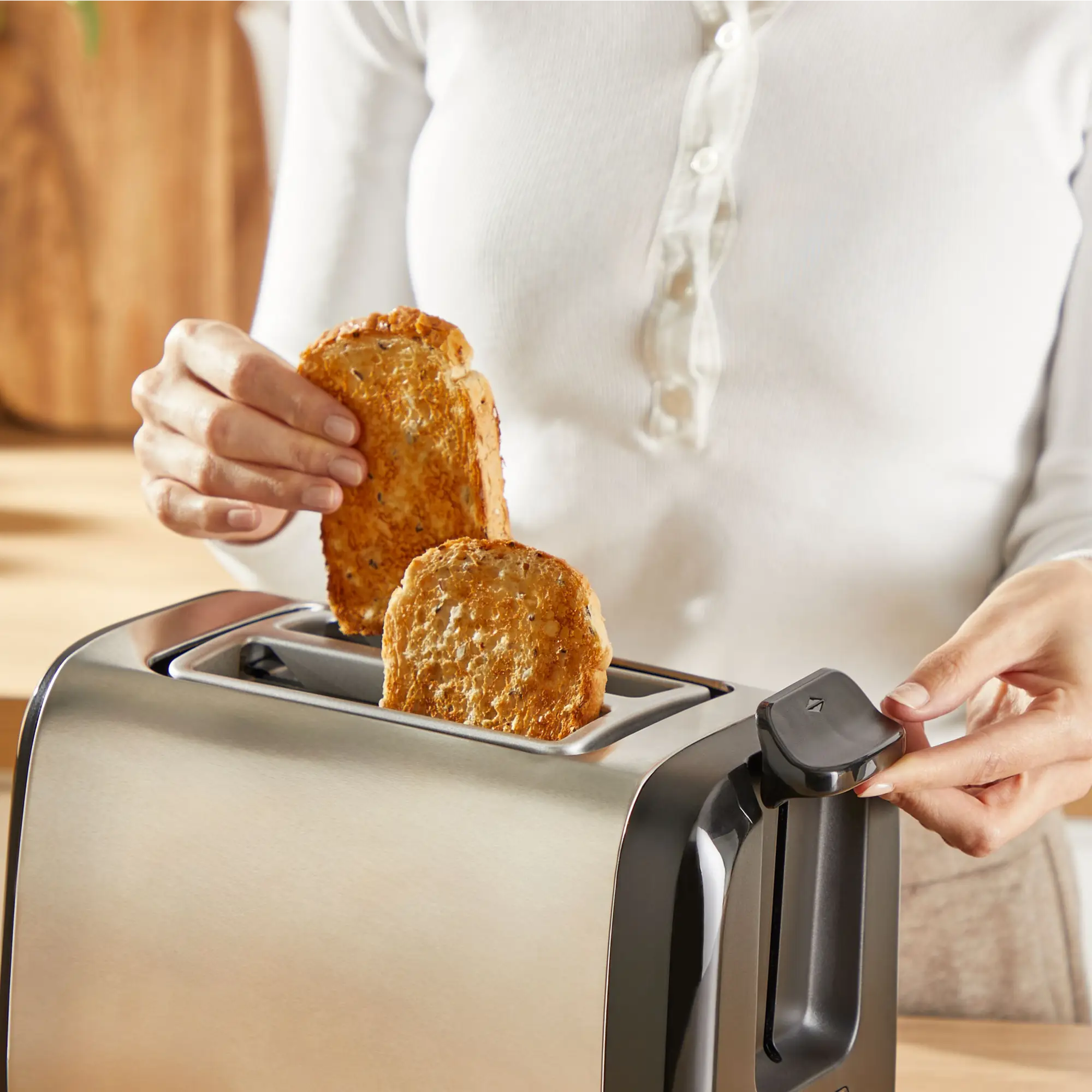 Tefal Subito Stainless Steel Toaster & Kettle Breakfast Set TT5SAD with extra-high lift lever