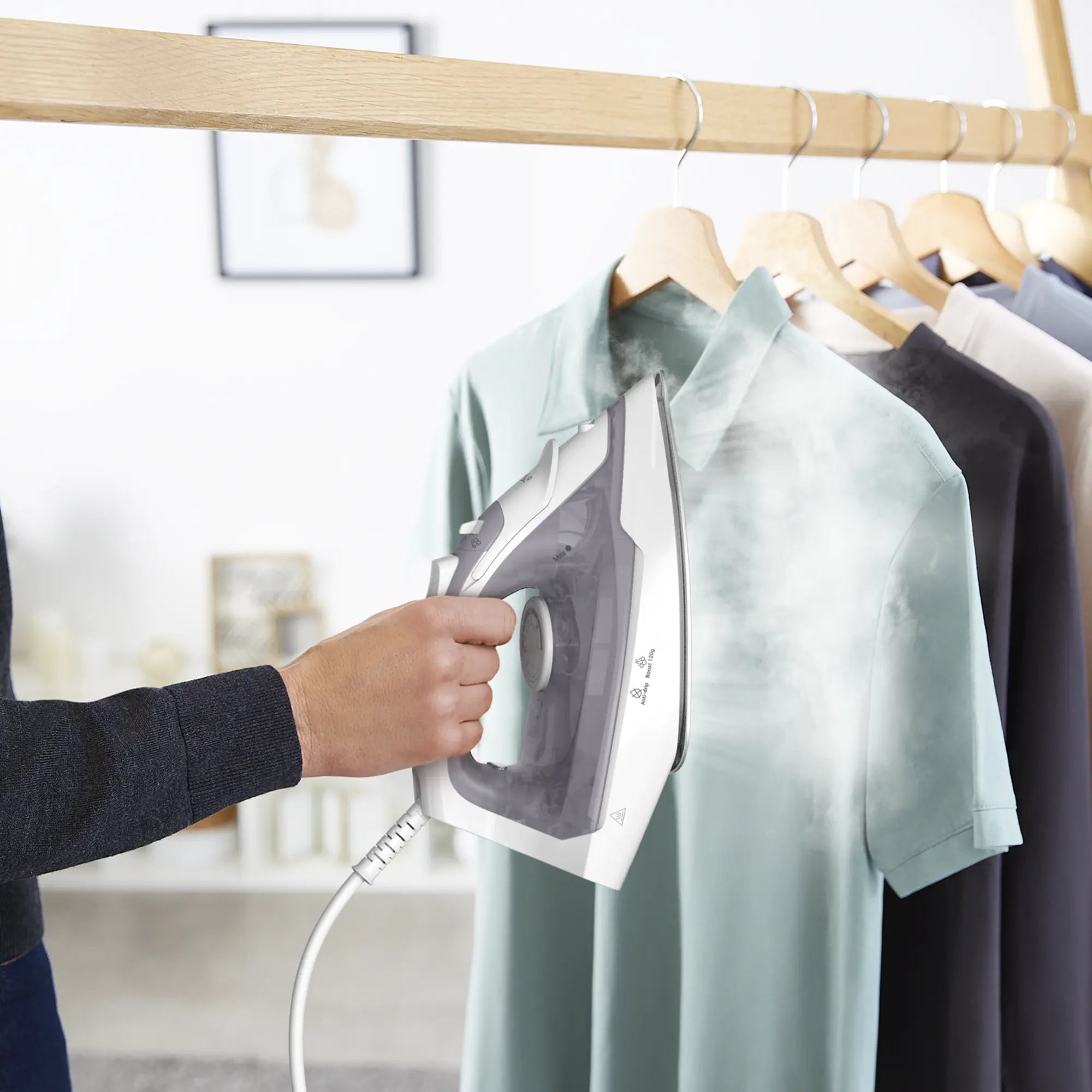 Tefal Virtuo 30 Steam Iron FV2C43 in use