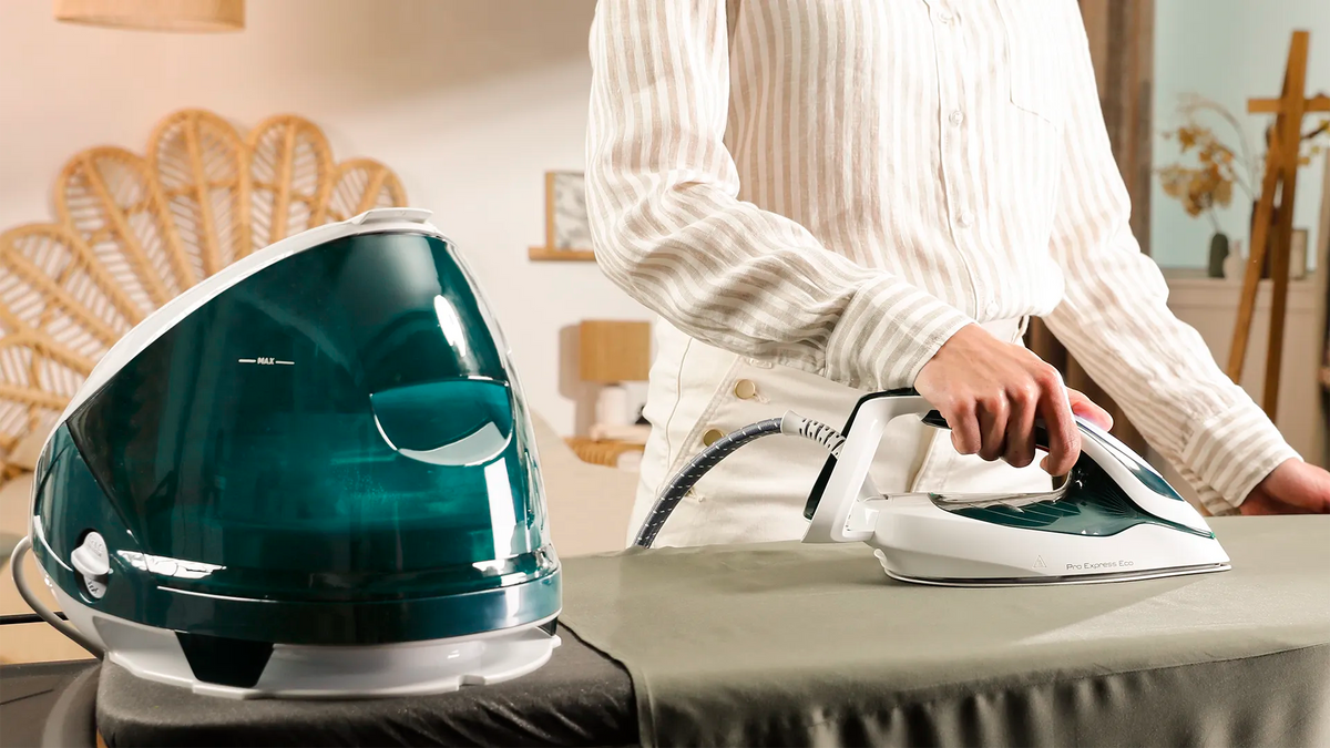 Tefal Pro Express ECO Steam Station GV9E21 Video